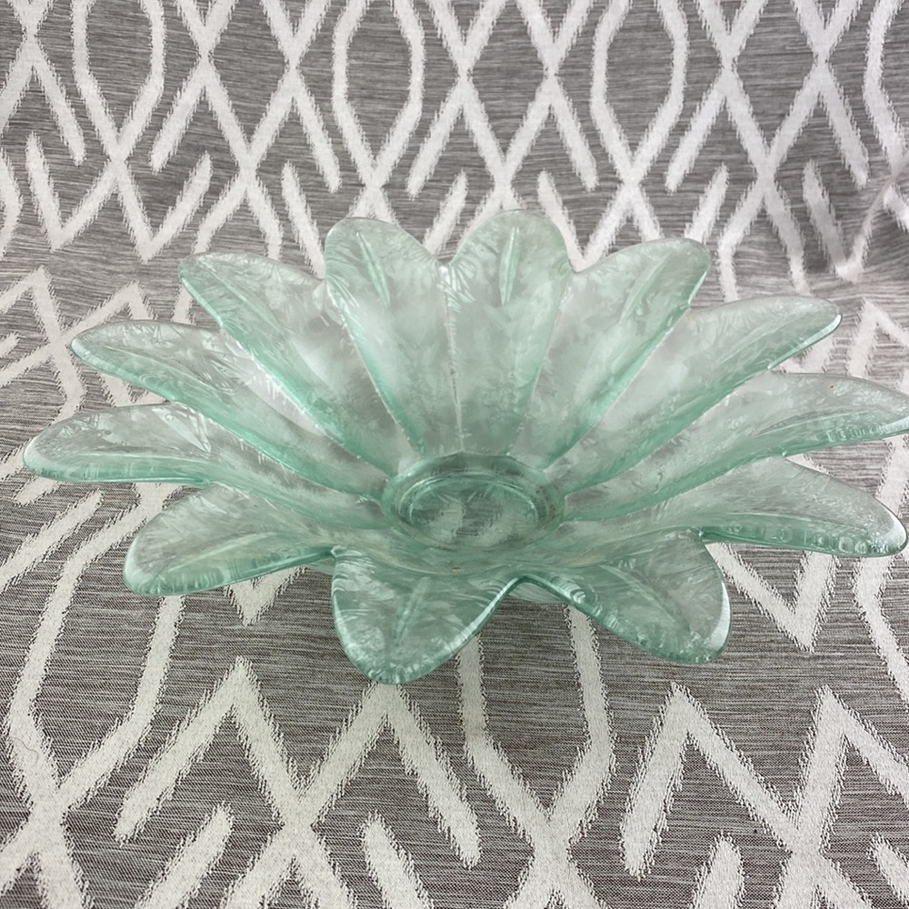 Bowl Scalloped Edge Decorative Bowl Frosted